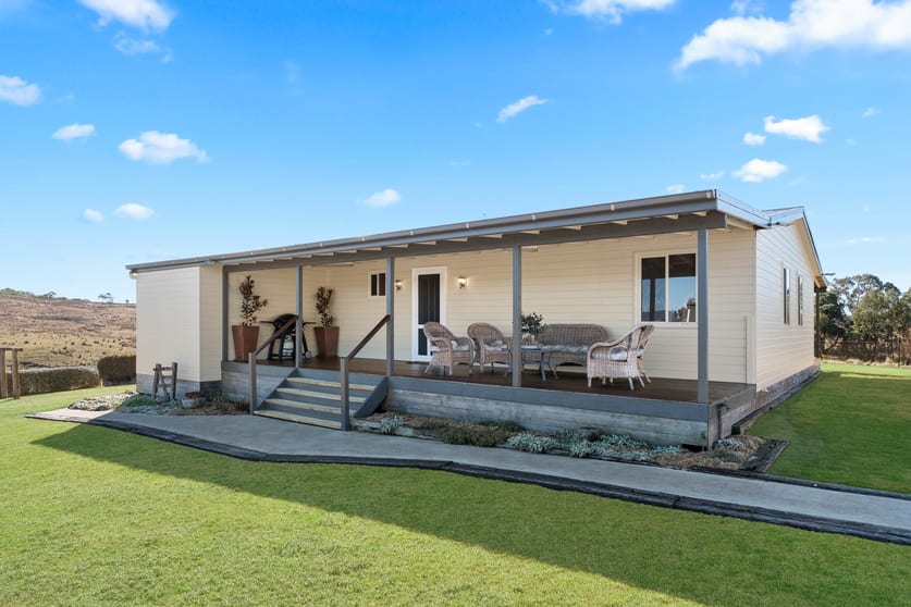 Click to view all images 1113 Cuddyong Road Limerick NSW 2583 - Image 2