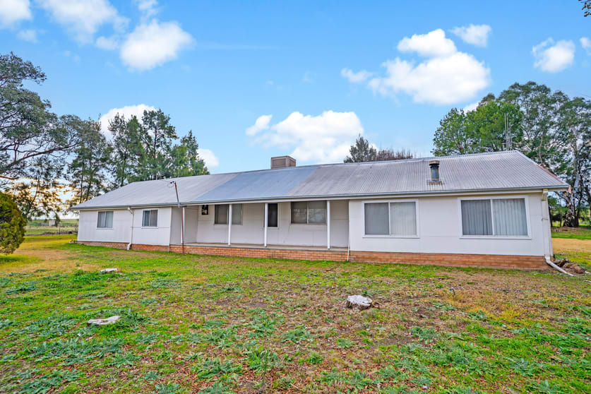 Click to view all images 119 Quarry Road Moorbel NSW 2804 - Image 1