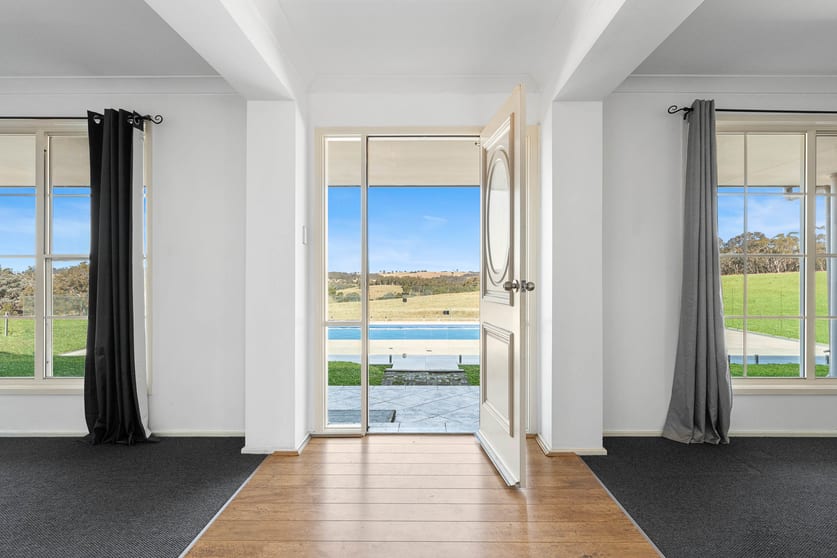 Click to view all images 127 Long Swamp Road Greenwich Park NSW 2580 - Image 3