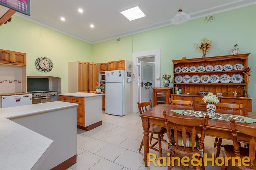 Click to view all images 18 Westella Road Geurie NSW 2818 - Image 2
