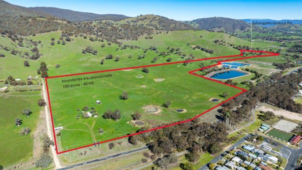 Click to view all images 591 Murray Valley Highway Tallangatta VIC 3700 - Image 2