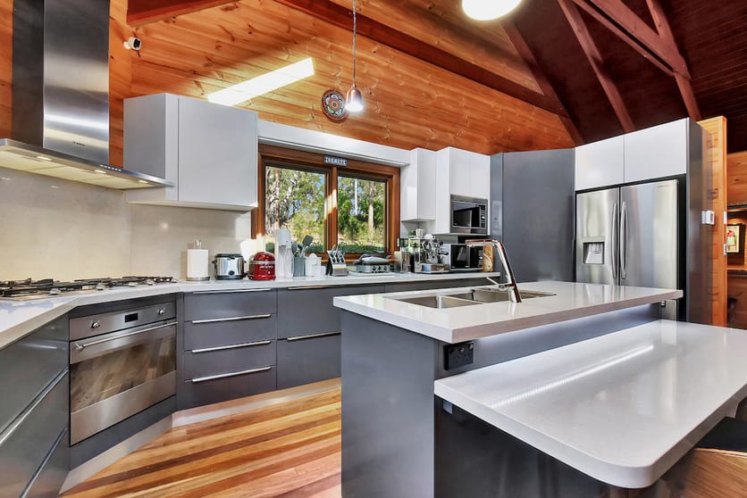 Click to view all images 19 Private Road 3 Bucketty NSW 2250 - Image 3