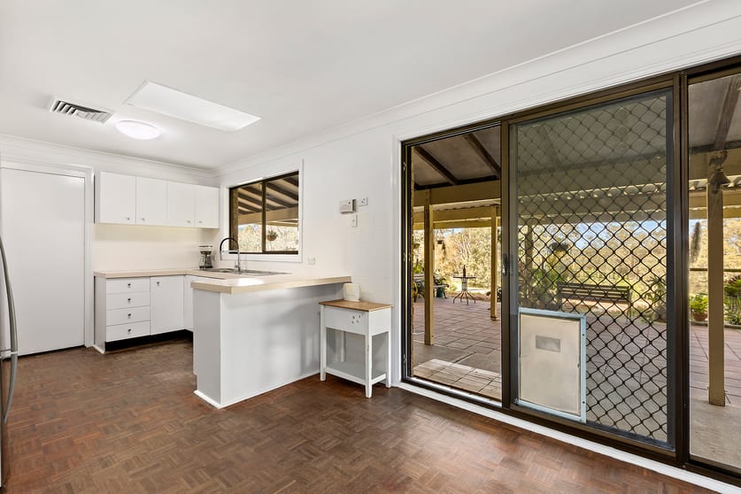 Click to view all images 164 Blaxlands ridge Road Kurrajong NSW 2758 - Image 3