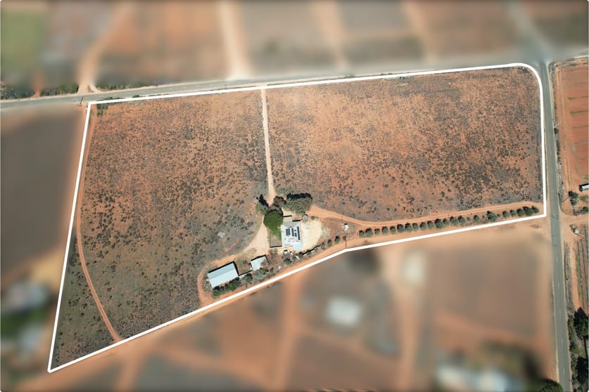 Click to view all images 139 Dunstone Road Barmera SA 5345 - Image 1