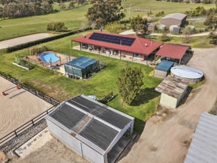 Click to view all images 140 Seymour Road Nar Nar Goon VIC 3812 - Image 3