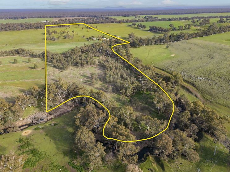 Click to view all images 474 Carisbrook - Eddington Road Carisbrook VIC 3464 - Image 3