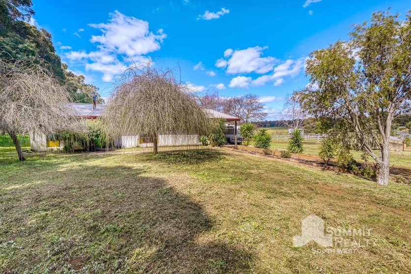 Click to view all images 15 Cundinup-Kirup Road Mullalyup WA 6252 - Image 3