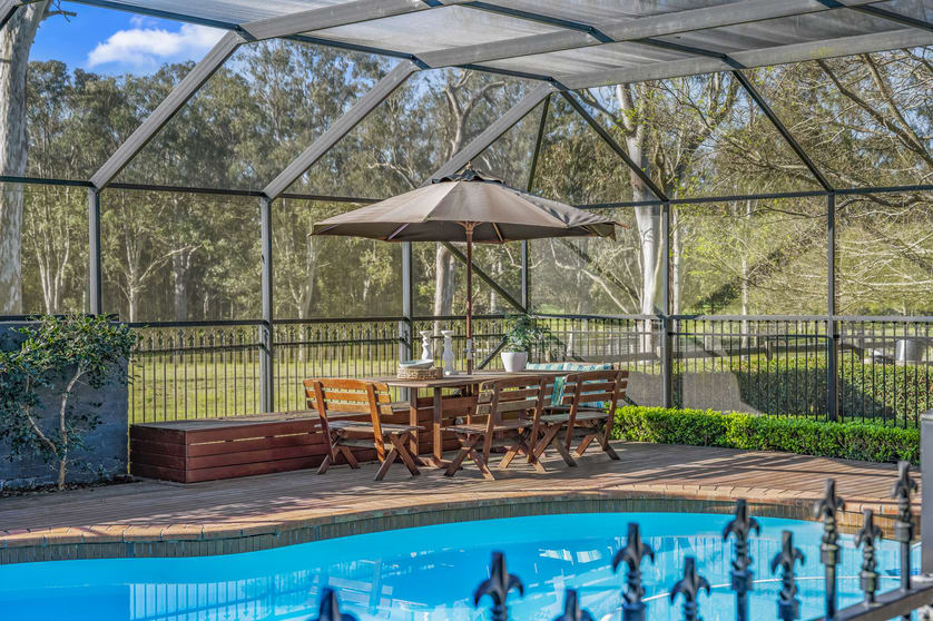 Click to view all images 4 Alexander Drive Seaham NSW 2324 - Image 3