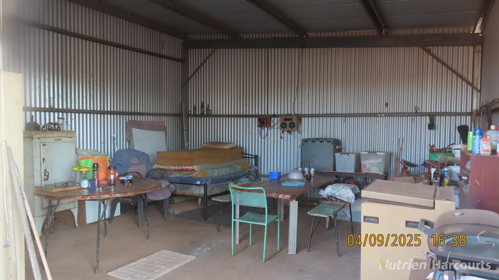 Click to view all images * MUD HUT Bourke NSW 2840 - Image 2