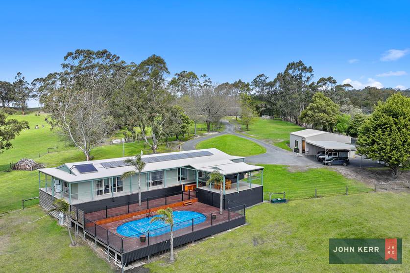 10 McGraths Track Hernes Oak VIC 3825 - Image 1