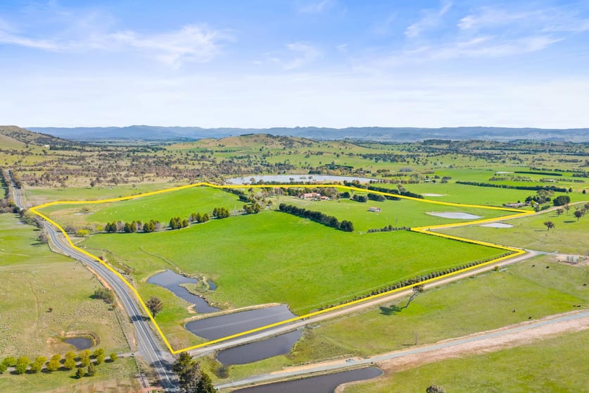 Click to view all images 713 Nanima Road Springrange NSW 2618 - Image 2