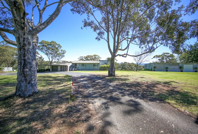 Click to view all images 135 Rotherwood Rd Razorback NSW 2571 - Image 3
