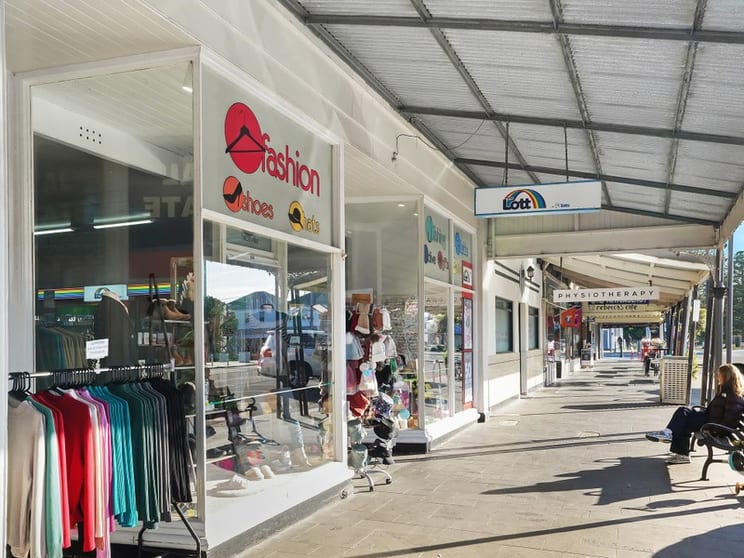 Click to view all images Shop & Retail business for sale in Port Fairy - Image 3