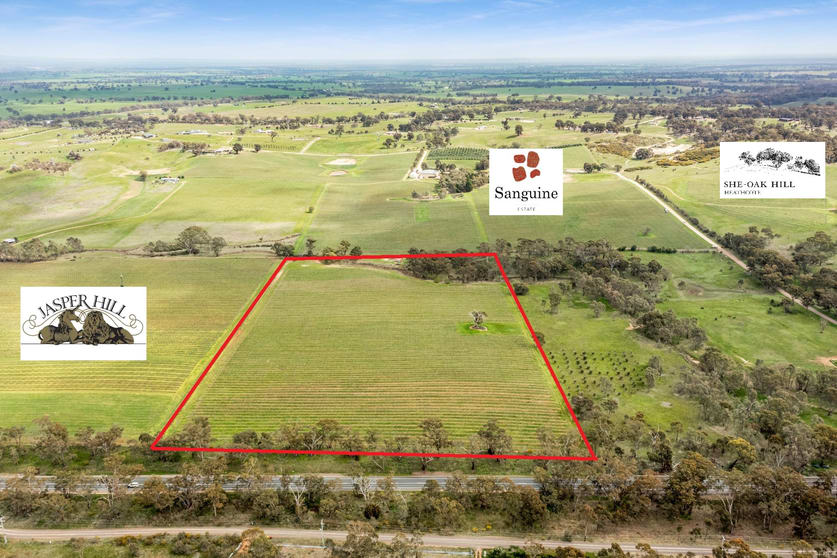 Click to view all images 695 Northern Highway Heathcote VIC 3523 - Image 1