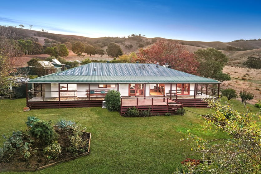 Click to view all images Yea VIC 3717 - Image 2