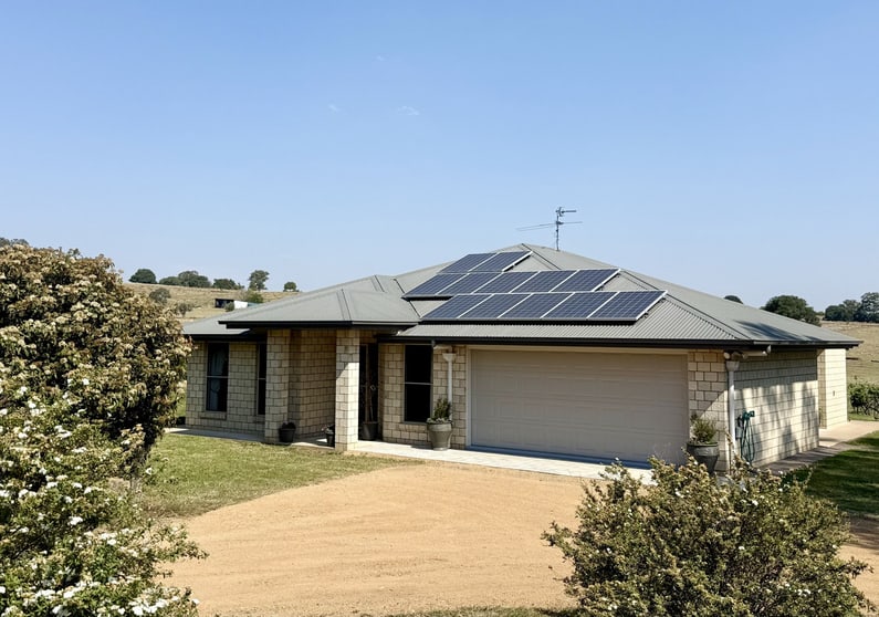 Click to view all images 108 Inverleigh Road Rosenthal Heights QLD 4370 - Image 1