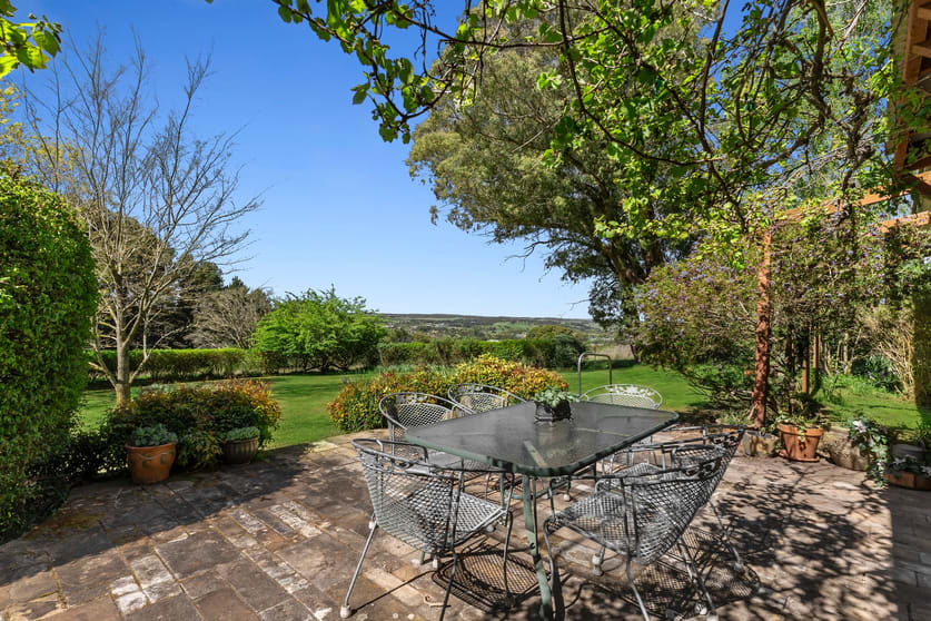 Click to view all images 112 Old Binda Road Crookwell NSW 2583 - Image 1