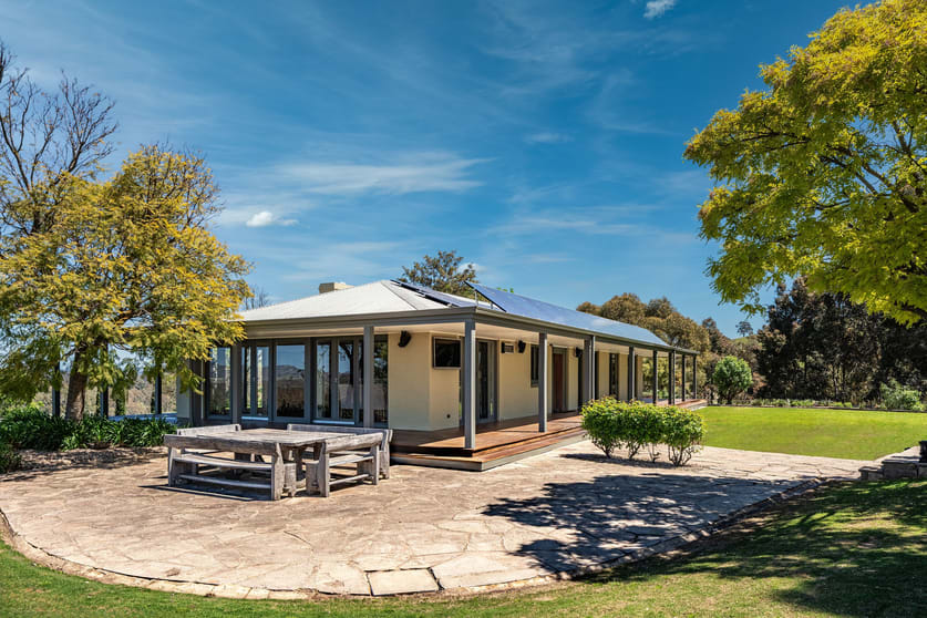 Click to view all images 230 Northwood Road Seymour VIC 3660 - Image 3