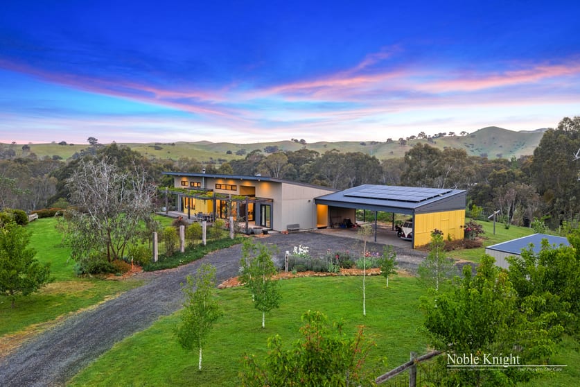 Click to view all images 50 Wentworths Road Strath Creek VIC 3658 - Image 2