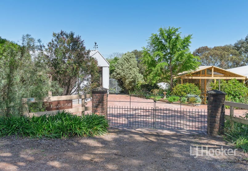 Click to view all images 174 Dunn Road Bugle Ranges SA 5251 - Image 2