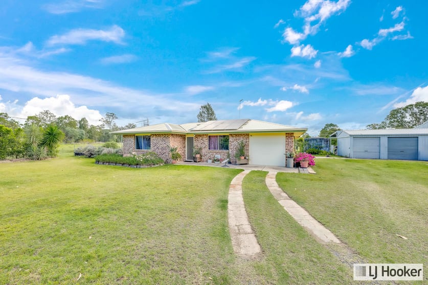 Click to view all images 4 Invicta Road Avondale QLD 4670 - Image 3