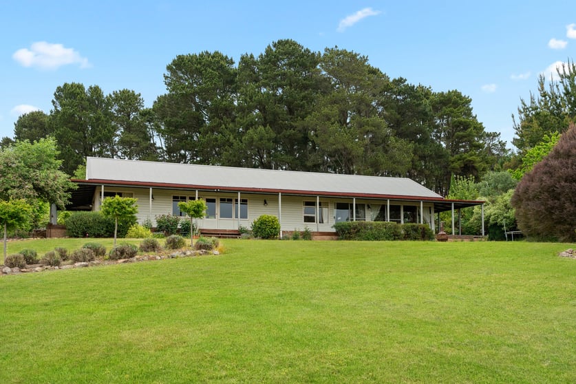 Click to view all images 808 Carrabungla Road, Roslyn via Crookwell NSW 2583 - Image 2