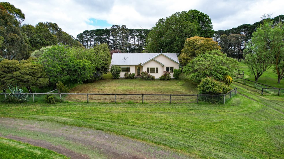 Click to view all images 'Laguna' 495 Camerons Road Woolsthorpe VIC 3276 - Image 1