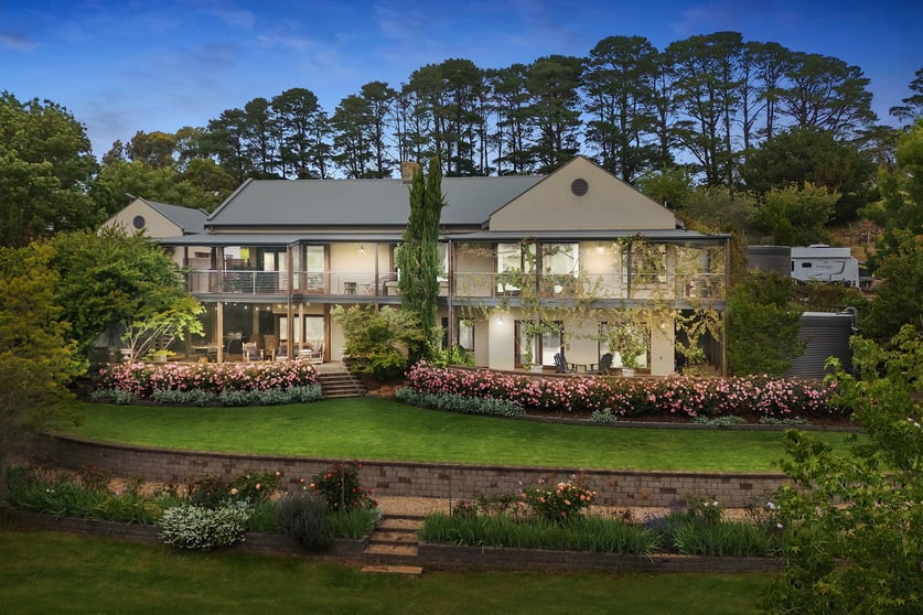 Click to view all images 94 Chalk Hill Road Clarendon SA 5157 - Image 1