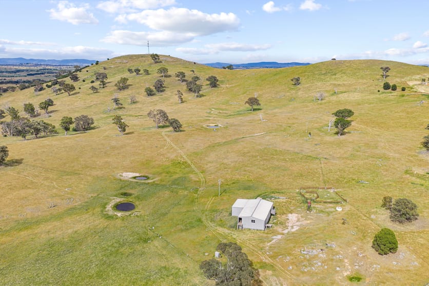 Click to view all images 193 Lucernvale Road Yass NSW 2582 - Image 1