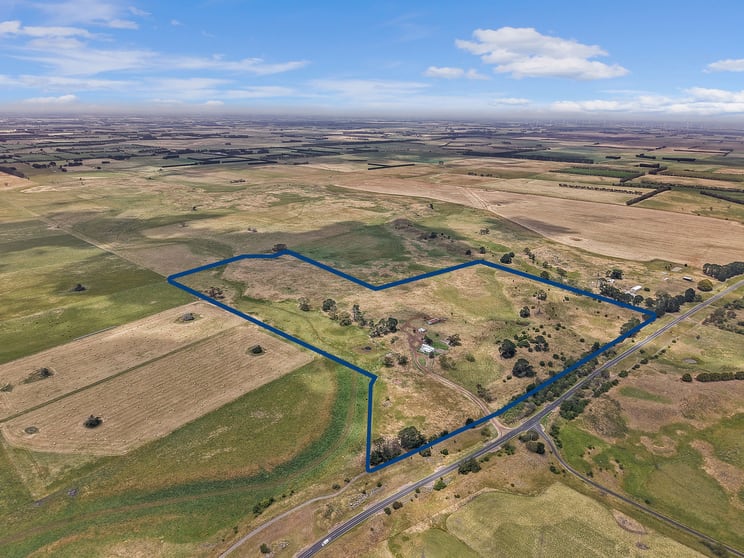Click to view all images 3744 Penshurst - Warrnambool Road Minhamite VIC 3287 - Image 2