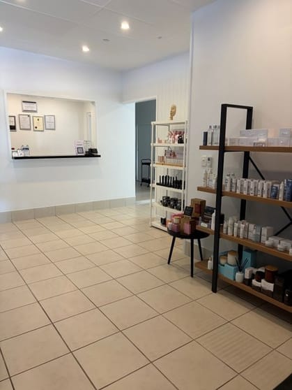 Click to view all images Beauty Salon business for sale in Townsville City - Image 1
