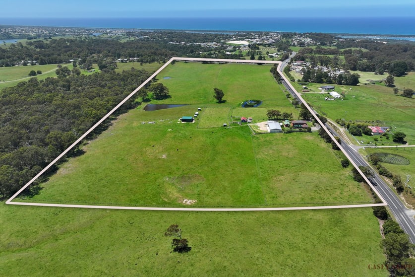 Click to view all images 3151 Princes Highway Kalimna VIC 3909 - Image 1