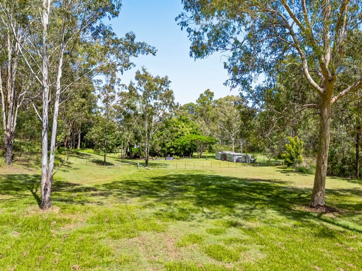 Click to view all images 9 Cramer Avenue Laidley South QLD 4341 - Image 3
