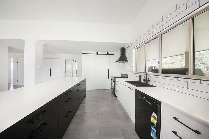 Click to view all images 608 Cross Rd Euleilah QLD 4674 - Image 3