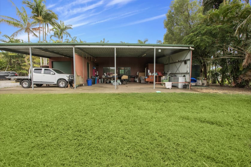 Click to view all images 96 Cunningham Road Goomboorian QLD 4570 - Image 2