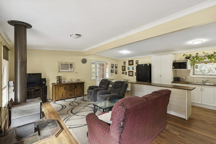 Click to view all images 201 Cherry Tree Road Bailieston VIC 3608 - Image 3