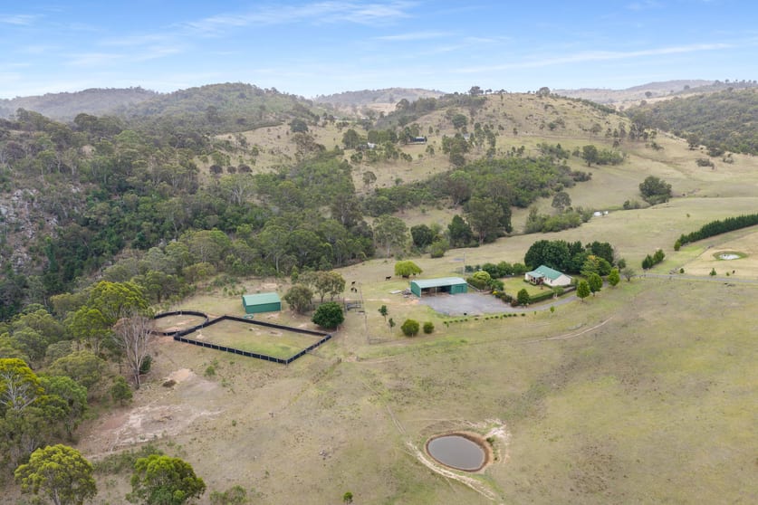 Click to view all images 185 Pulpit Rock Road Bullio NSW 2575 - Image 3