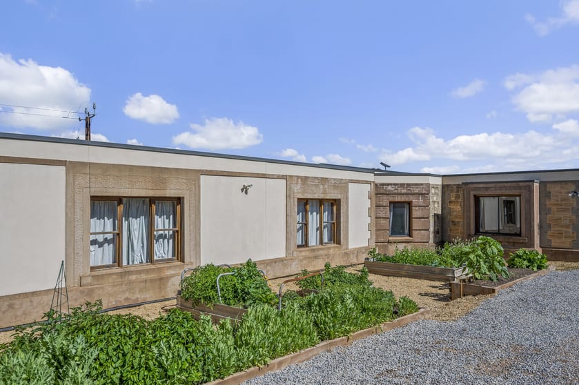 Click to view all images 537 Piggott Range Road Clarendon SA 5157 - Image 2