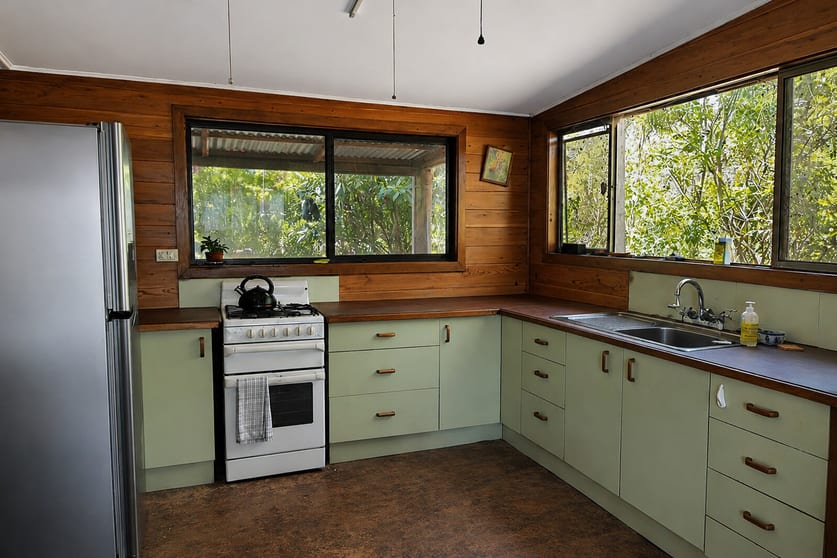 Click to view all images Bulldog NSW 2469 - Image 3