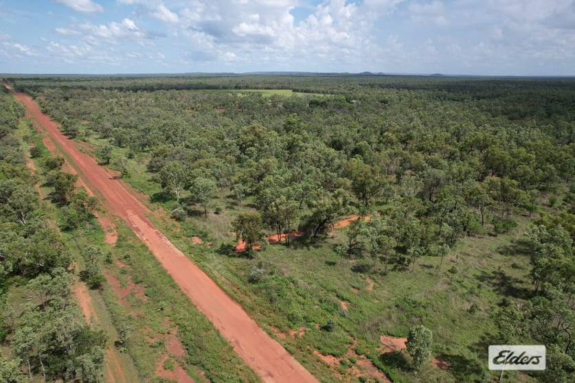 Click to view all images 855 Beasley Road Katherine NT 0850 - Image 2