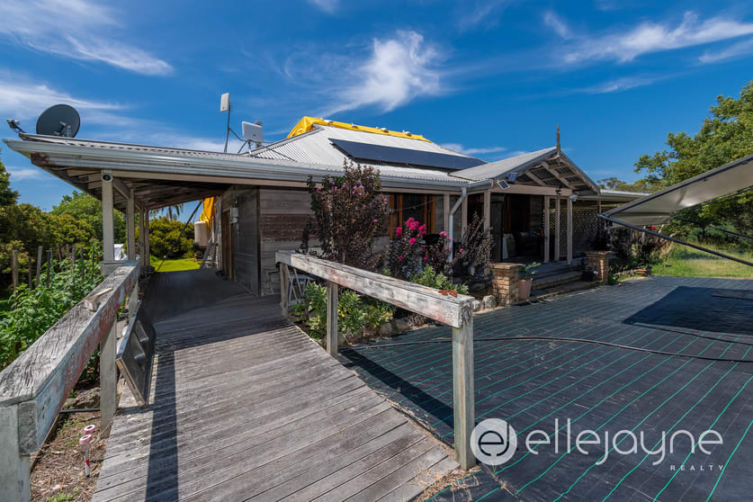 Click to view all images 95 Wyee Road Wyee NSW 2259 - Image 2