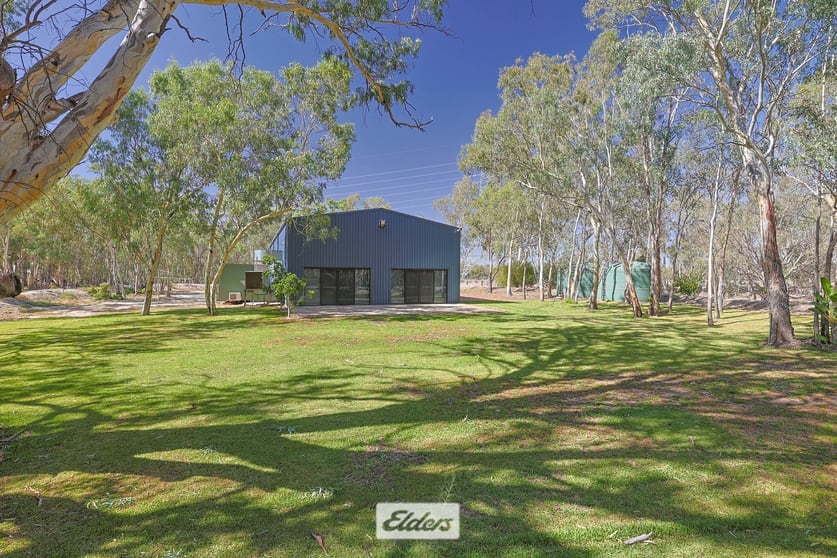 Click to view all images 2042 Low Darling Road Wentworth NSW 2648 - Image 2