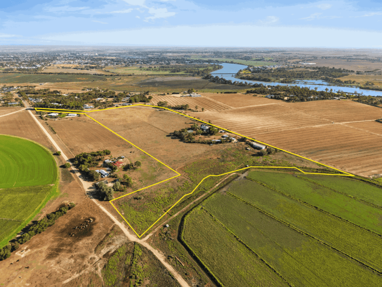 Click to view all images 63 Carter Road Swanport SA 5253 - Image 3