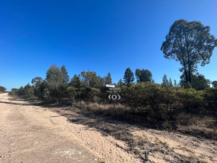 Click to view all images 75 Community Lane Tara QLD 4421 - Image 3