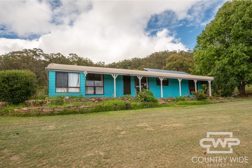 Click to view all images 618 Coopers Road Red Range NSW 2370 - Image 3