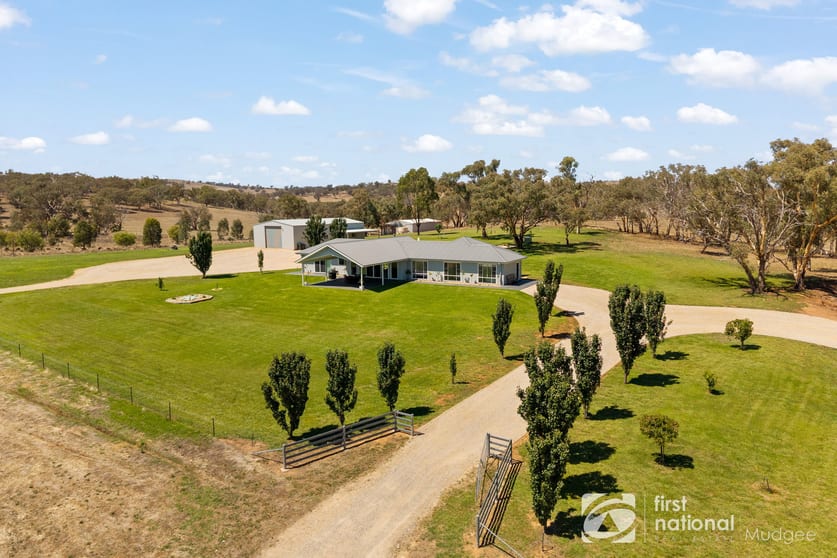 Click to view all images 76 Springfield Lane Mudgee NSW 2850 - Image 1