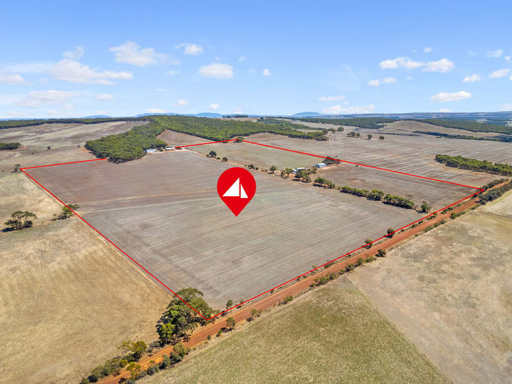 Click to view all images 137 Moody Lane Green Patch SA 5607 - Image 3