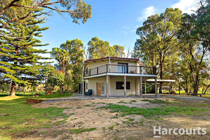 74 Newnham Road Lake Clifton WA 6215 - Image 1
