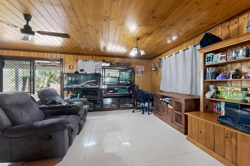 Click to view all images Jimboomba QLD 4280 - Image 3