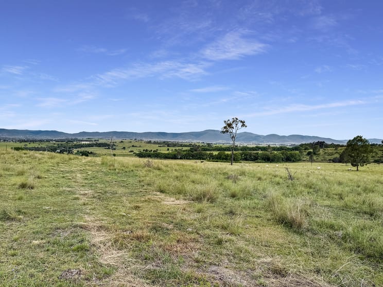38 Nestle Lane Toogoolawah QLD 4313 - Image 1